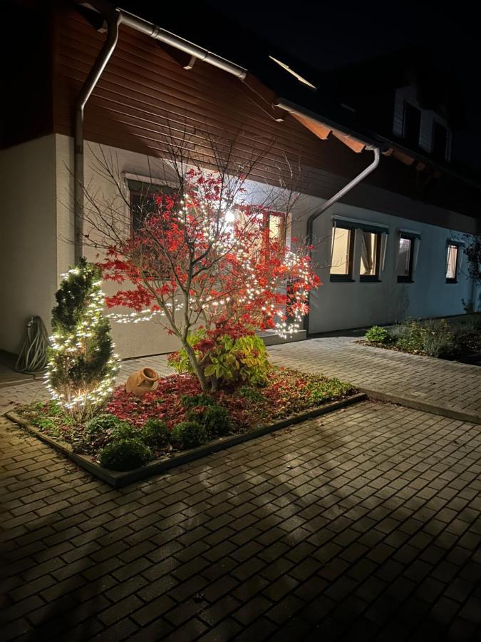 Pension Zum Paradies Harthausen  Bagian luar foto