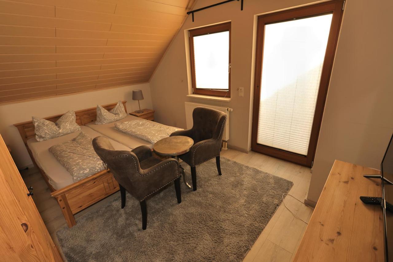 Pension Zum Paradies Harthausen  Bagian luar foto