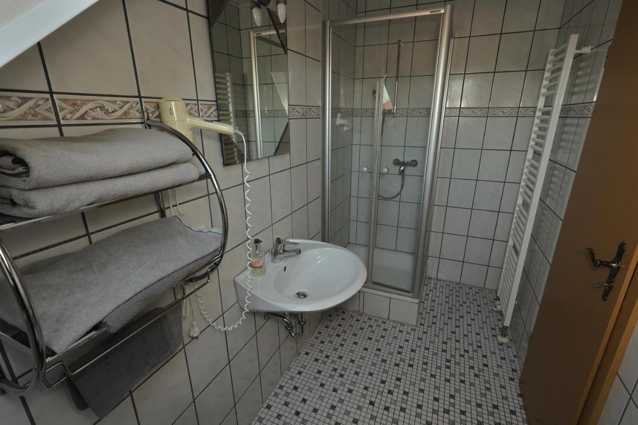 Pension Zum Paradies Harthausen  Bagian luar foto