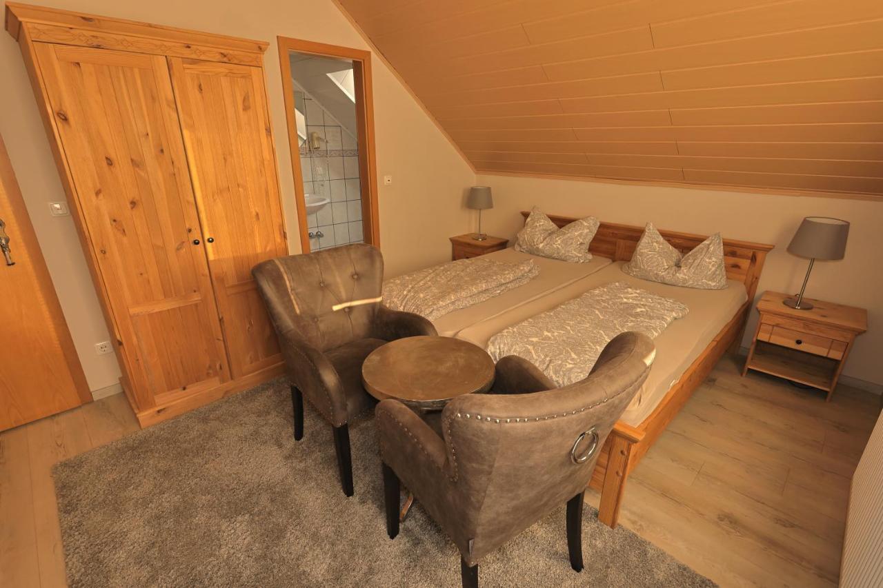Pension Zum Paradies Harthausen  Bagian luar foto