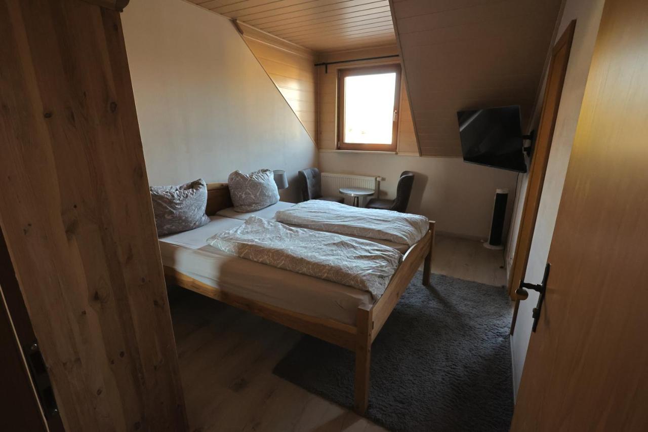 Pension Zum Paradies Harthausen  Bagian luar foto