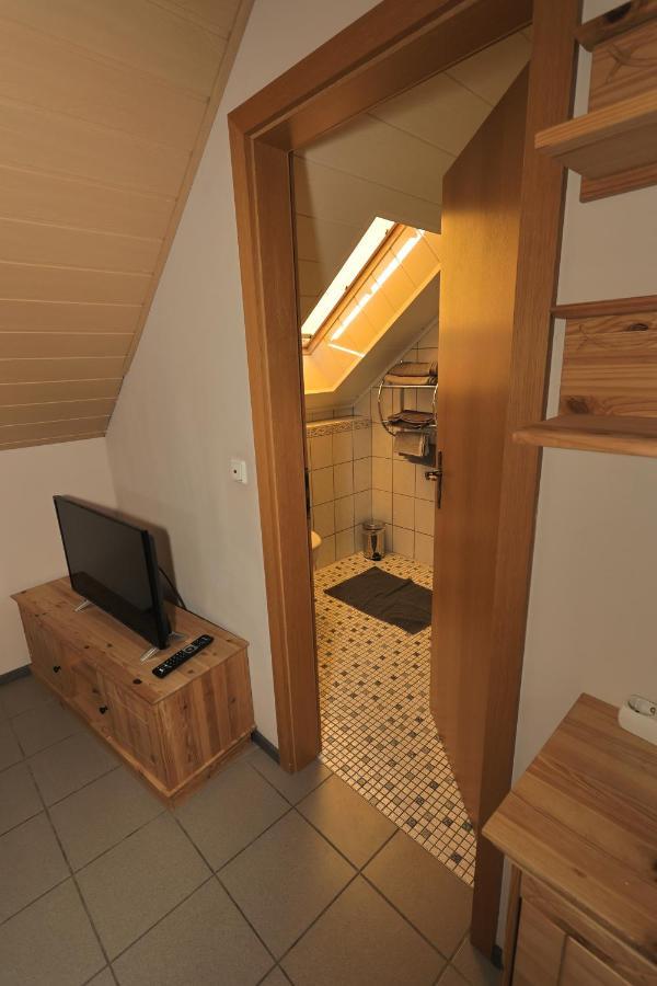 Pension Zum Paradies Harthausen  Bagian luar foto