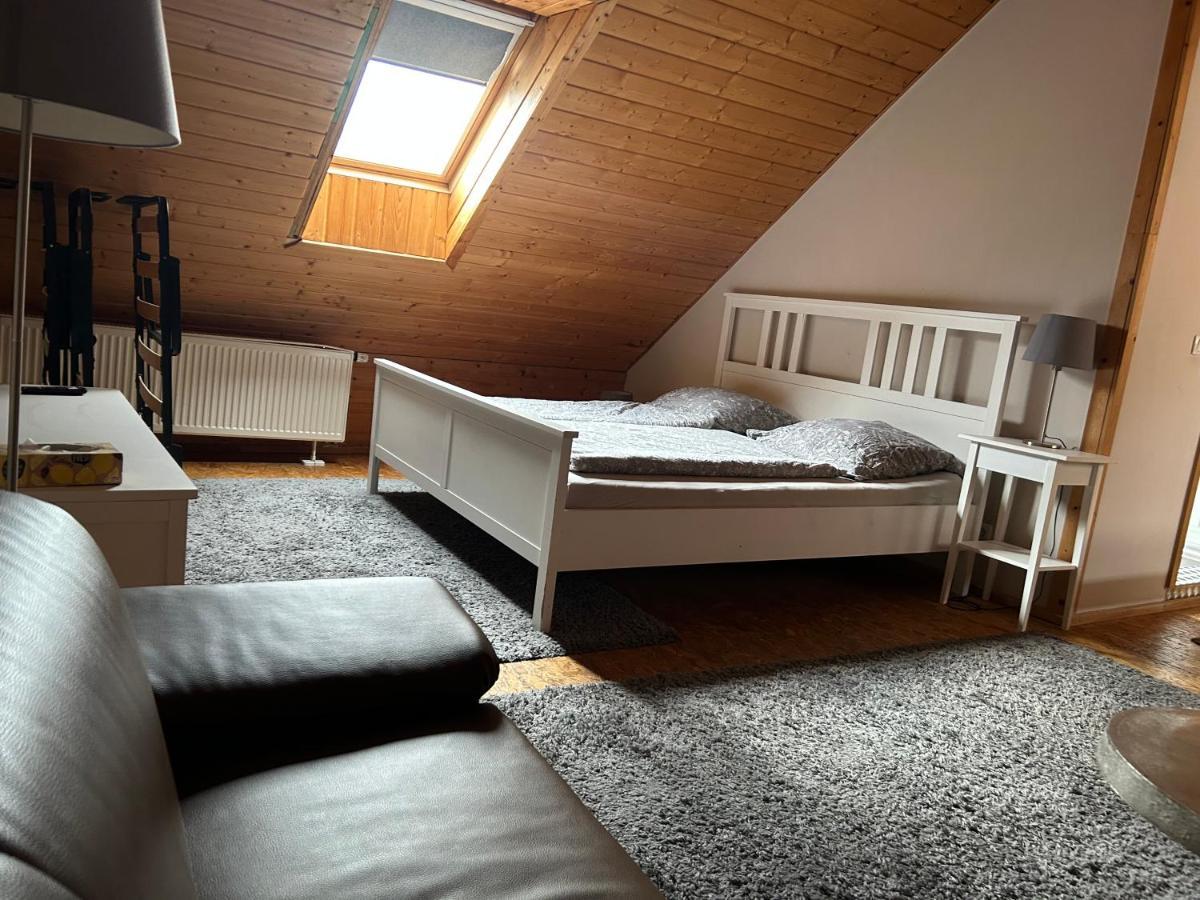 Pension Zum Paradies Harthausen  Bagian luar foto